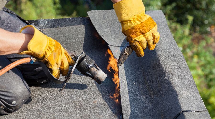Professional gutter cleaning in Chester, PA
